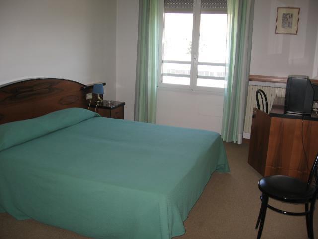 Albergo Elena ปิอาโนโร ภายนอก รูปภาพ